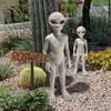 Design Toscano The Out-of-this-World Alien Extra Terrestrial Statue: Medium LY612251